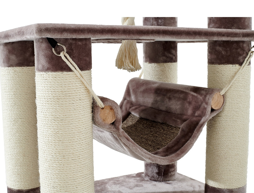 Kratzbaum „Telde“ – Das XXL-Abenteuer für Ihre Katze