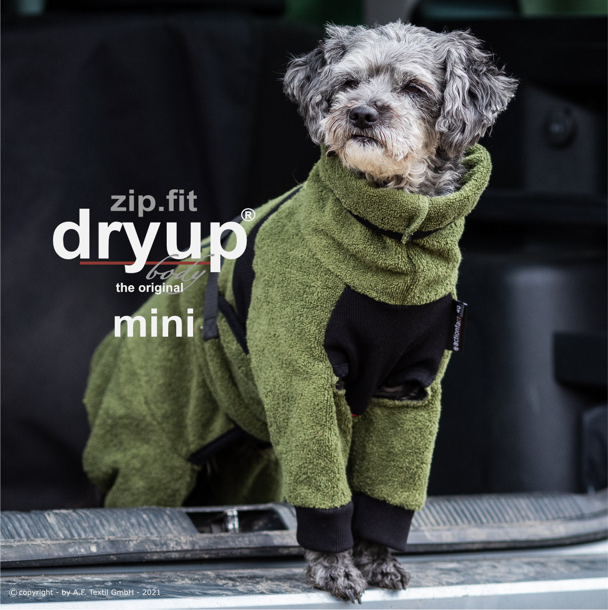ZIP.FIT DRYUP Body Mini – Der Hundebademantel mit Beinen für die Kleinen