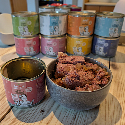 Betty's LHK - Wild & Geflügel mit Preiselbeeren