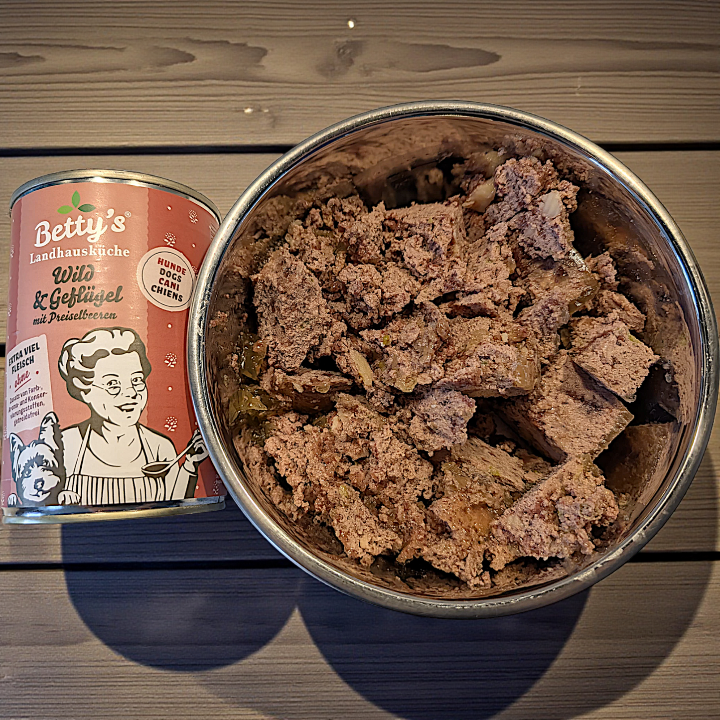 Betty's LHK - Wild & Geflügel mit Preiselbeeren