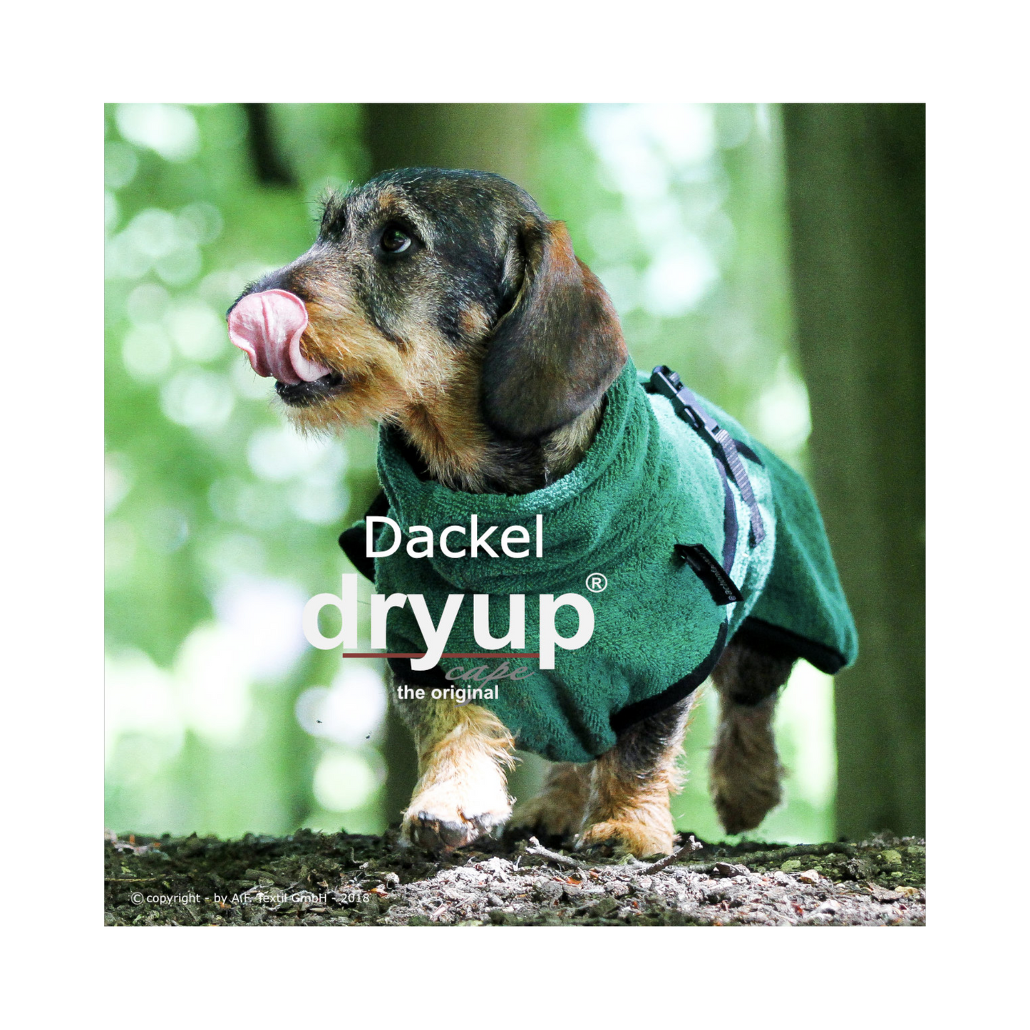 DRYUP CAPE Dackel & Co – Hundebademantel für langrückige Rassen