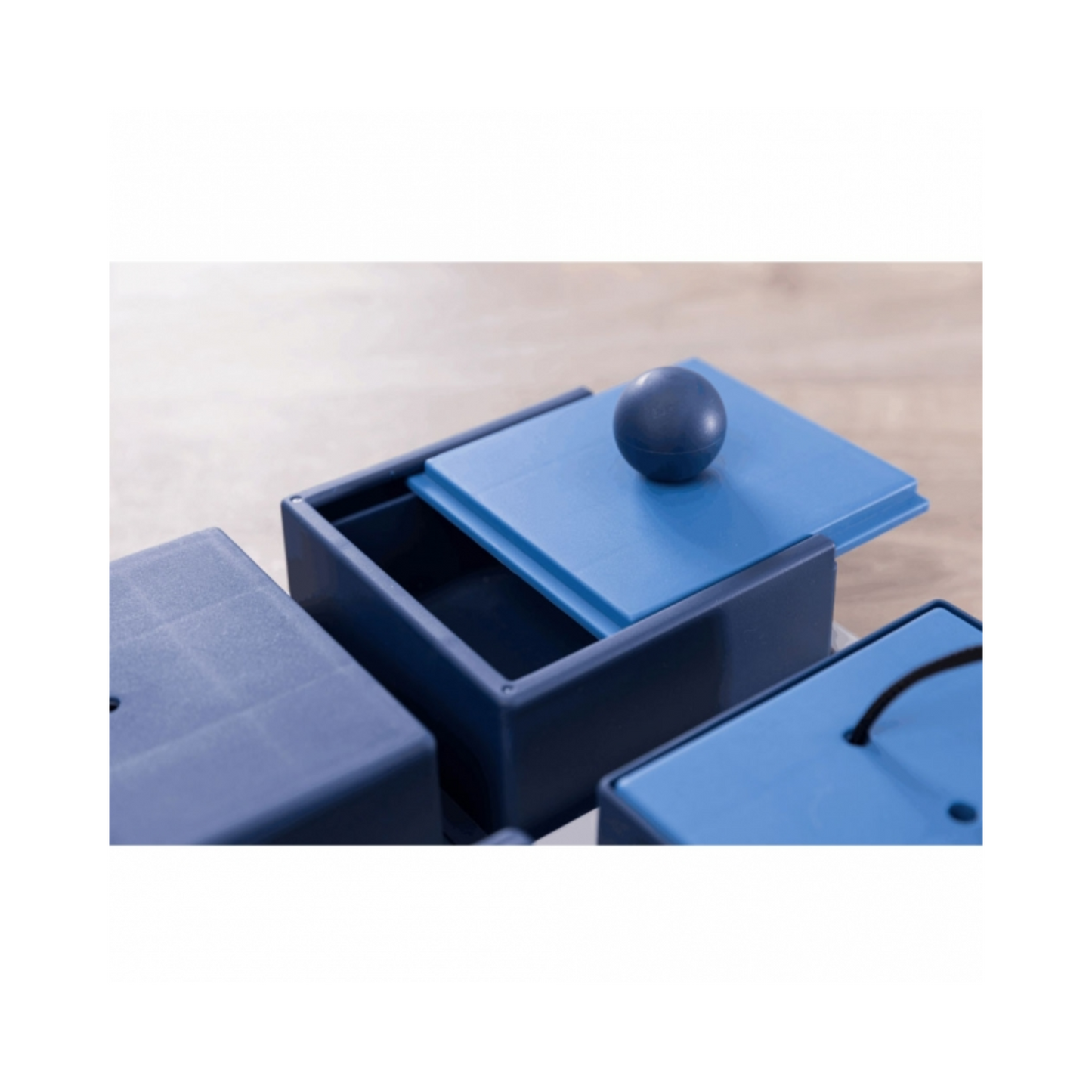 Intelligenzspielzeug Poker Box 1 – Denkspaß mit System