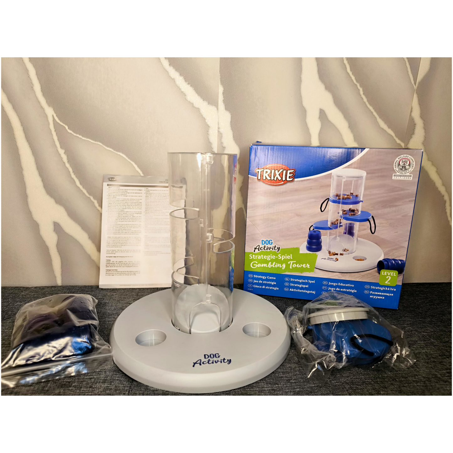Dog Activity Gambling Tower – Strategietraining für schlaue Spürnasen