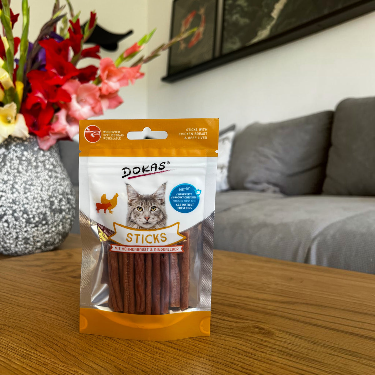Dein Fellnasen Shop Dokas Katzensticks mit Hühnerbrust und Rinderleber in wiederverschließbarer 30g Packung