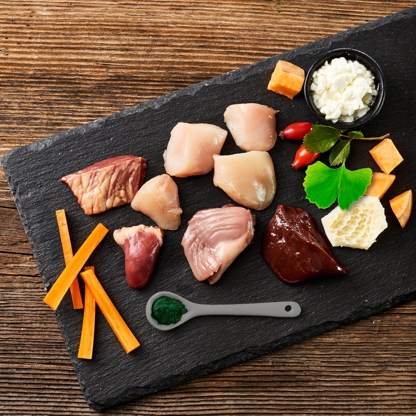 Fleischeslust Dog - Huhn & Rind mit Süßkartoffel, Hagebutte & Ginko für Senioren