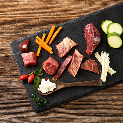 Fleischeslust Dog - Saftiges Rind mit Körnigem Frischkäse & Zucchini für Junioren