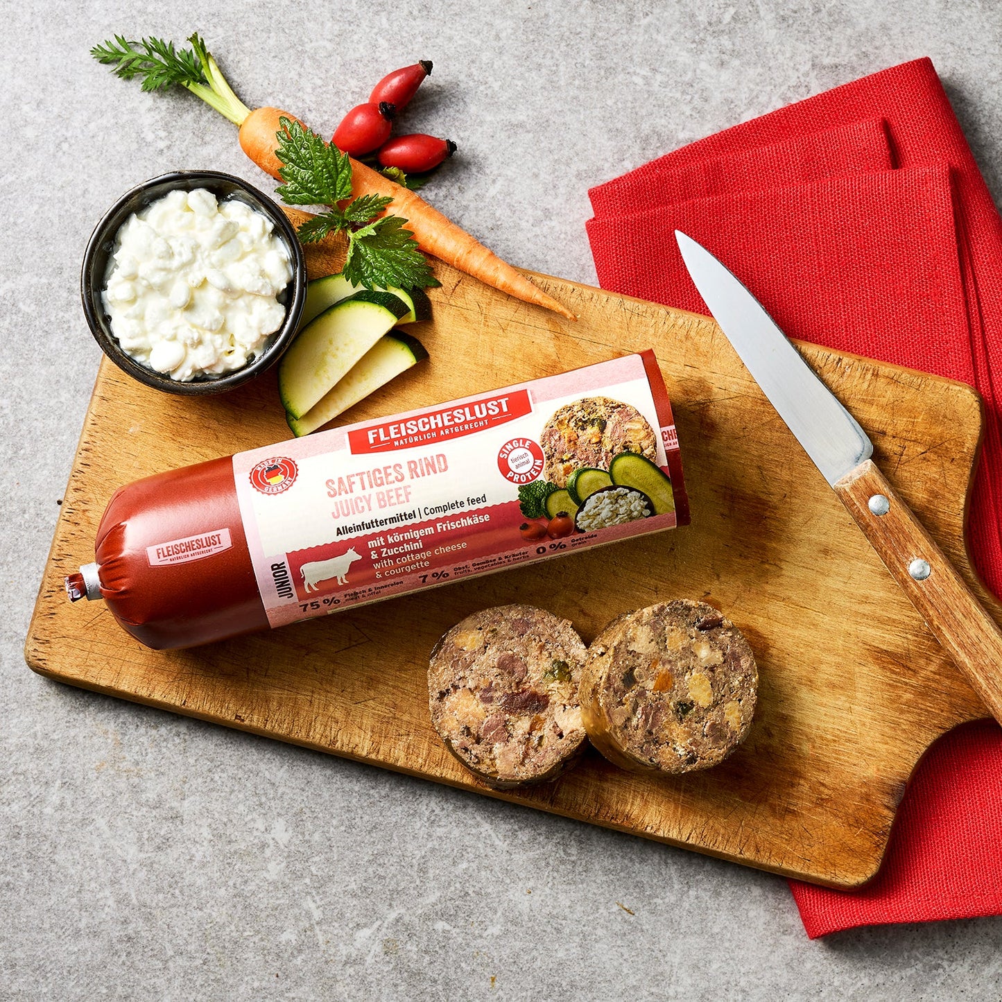 Fleischeslust Dog - Saftiges Rind mit Körnigem Frischkäse & Zucchini für Junioren