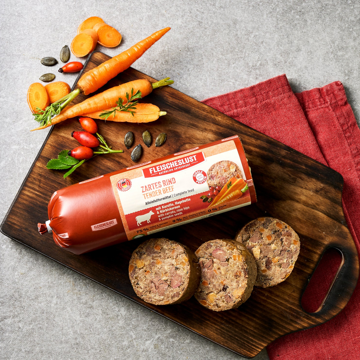 Fleischeslust Dog - Zartes Rind mit Karotte, Hagebutte & Kürbiskernen
