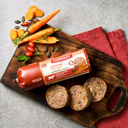 Fleischeslust Dog - Zartes Rind mit Karotte, Hagebutte & Kürbiskernen