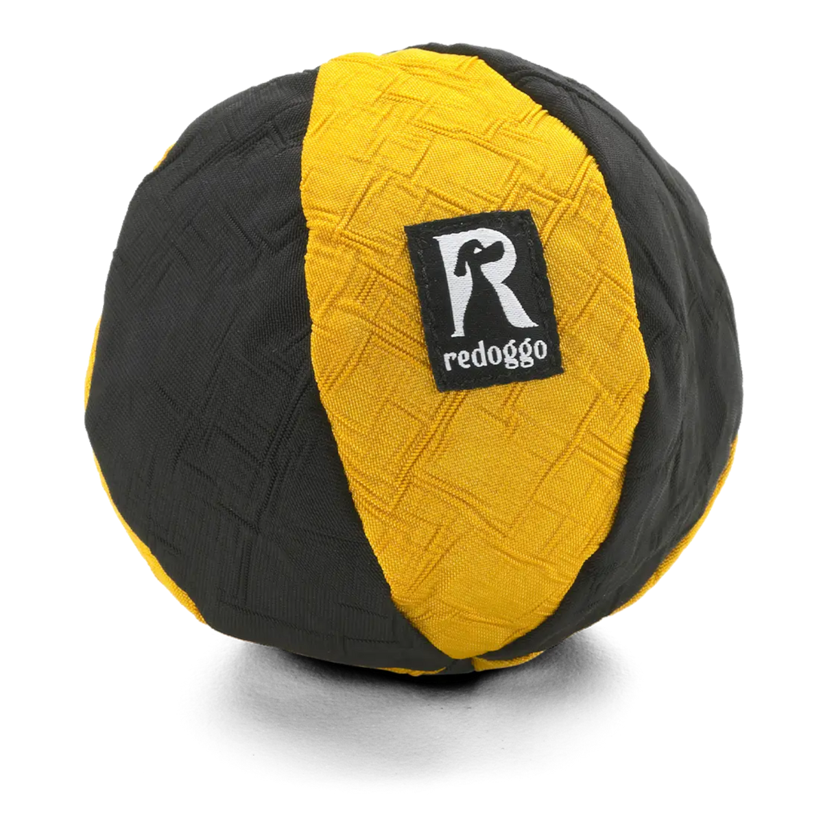 Redoggo Ball – Robustes Hundespielzeug aus Upcycling-Material