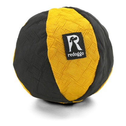 Redoggo Ball – Robustes Hundespielzeug aus Upcycling-Material