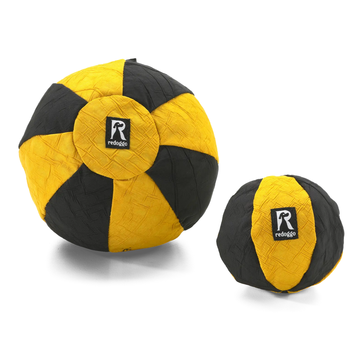 Redoggo Ball – Robustes Hundespielzeug aus Upcycling-Material