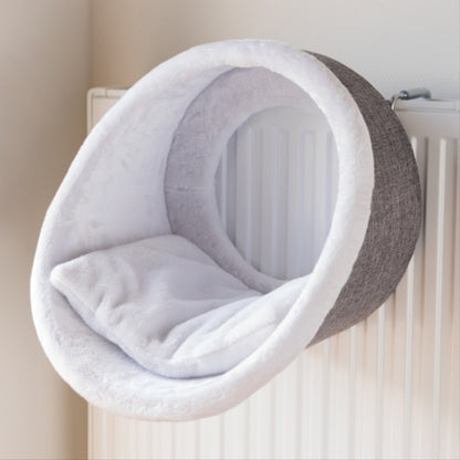 Trixie Heizkörper-Kuschelhöhle – Geborgene Wärme in Weiß & Grau