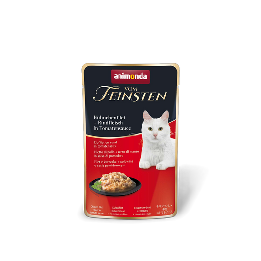 Vom Feinsten Adult in Sauce – Hühnchenfilet & Rindfleisch in Tomatensauce Feine Filetstreifen, zartes Rind und fruchtige Tomatensauce – Genussstrategie für anspruchsvolle Katzen.