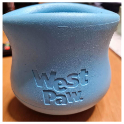 West Paw Toppl – Der clevere Snack-Becher für smarte Hunde