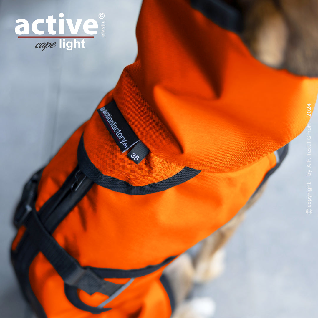 Active Cape WIND & RAIN Light Mini – Stylischer Wetterschutz für aktive Hunde