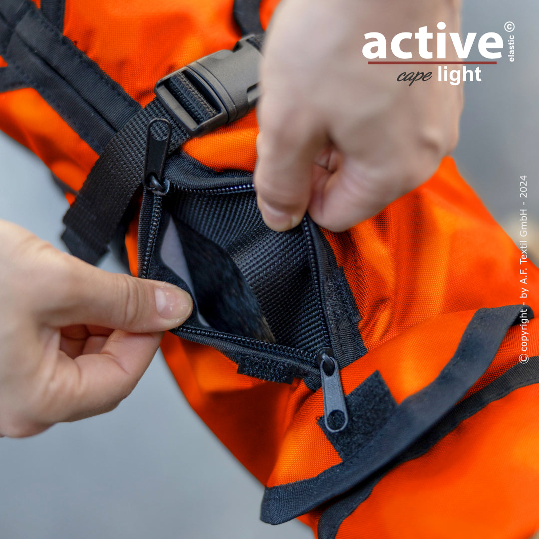 Active Cape WIND & RAIN Light Mini – Stylischer Wetterschutz für aktive Hunde