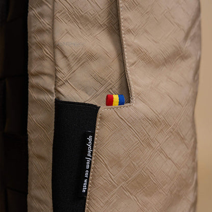 Redoggo Rolltop Bina Edition – Nachhaltiges Unikat mit Geschichte